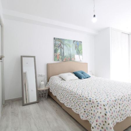 Vacansis Malvarrosa Apartment บาเลนเซีย ภายนอก รูปภาพ